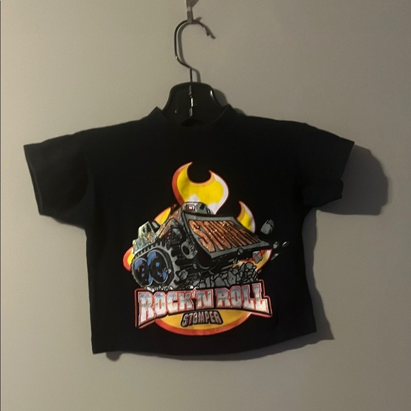 Black Rock n Roll Stomper T-Shirt - Picture 1 of 5